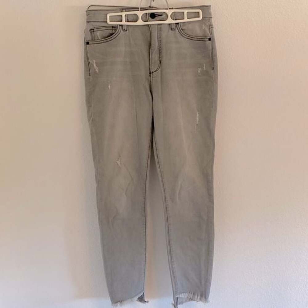 Size 28 Joe’s Jeans